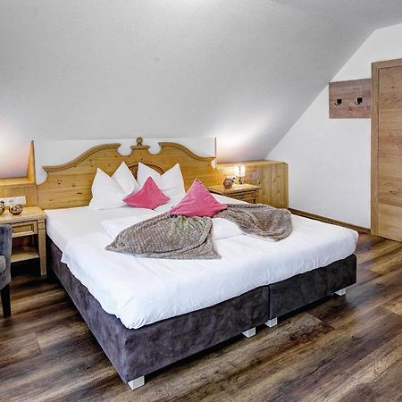 Hotel Ferienglueck イシュグル エクステリア 写真