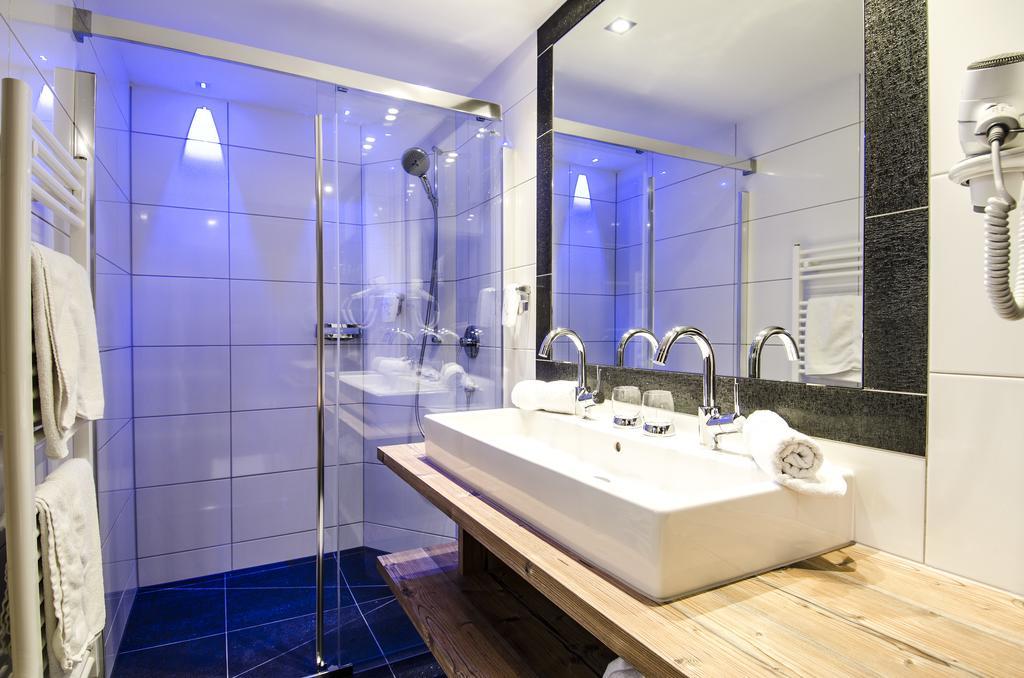 Hotel Ferienglueck イシュグル エクステリア 写真