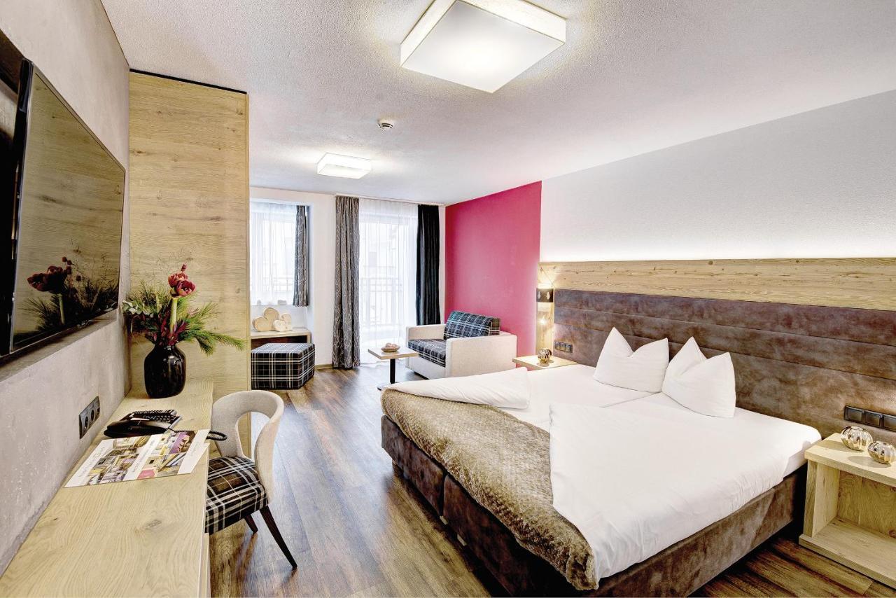 Hotel Ferienglueck イシュグル エクステリア 写真