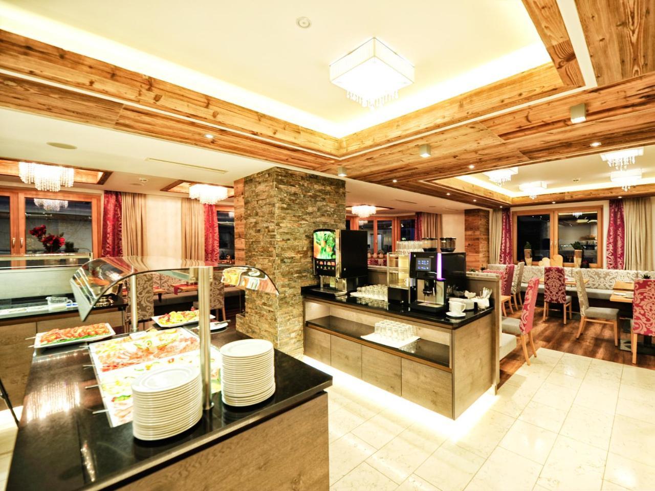 Hotel Ferienglueck イシュグル エクステリア 写真