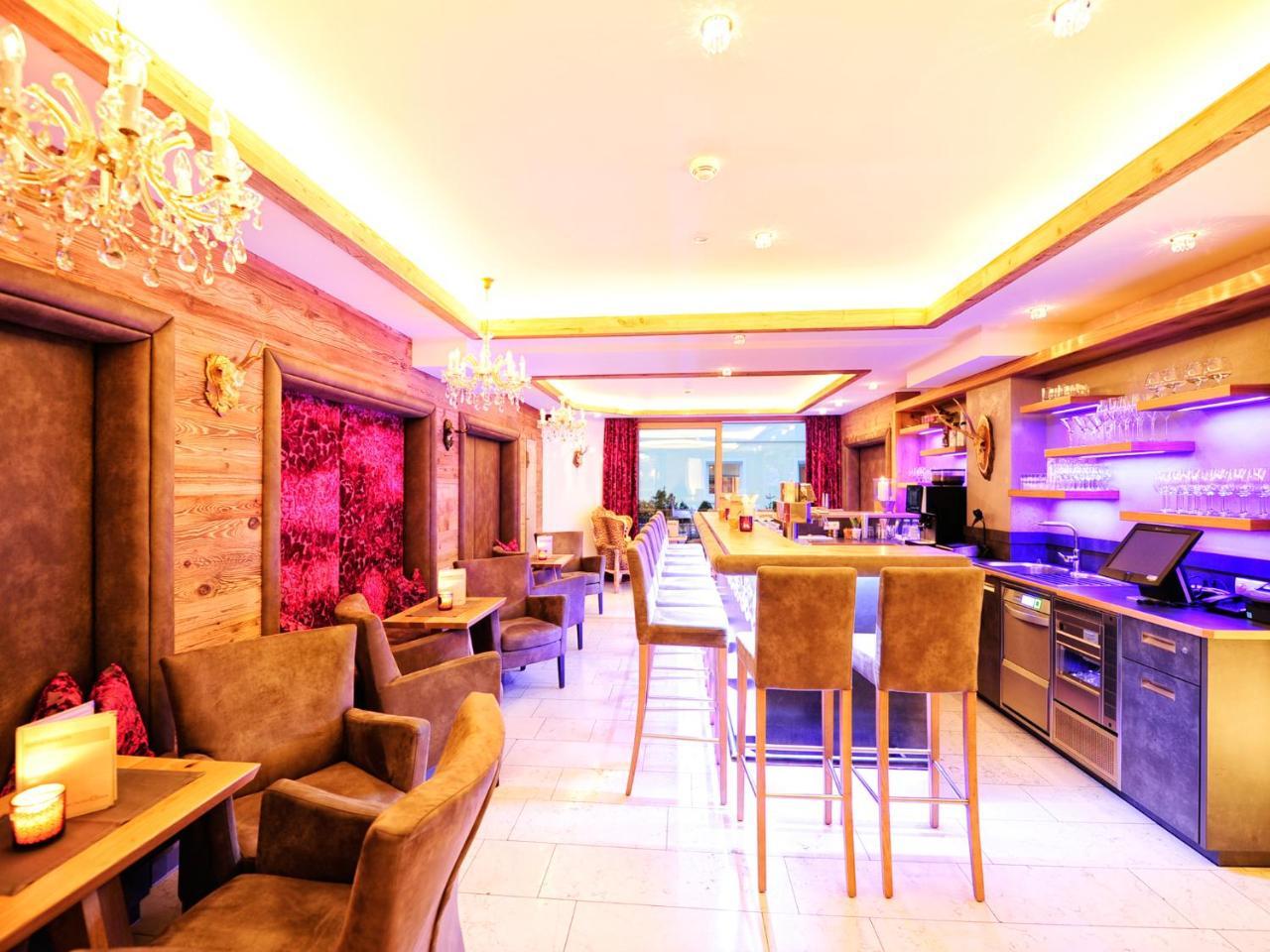 Hotel Ferienglueck イシュグル エクステリア 写真