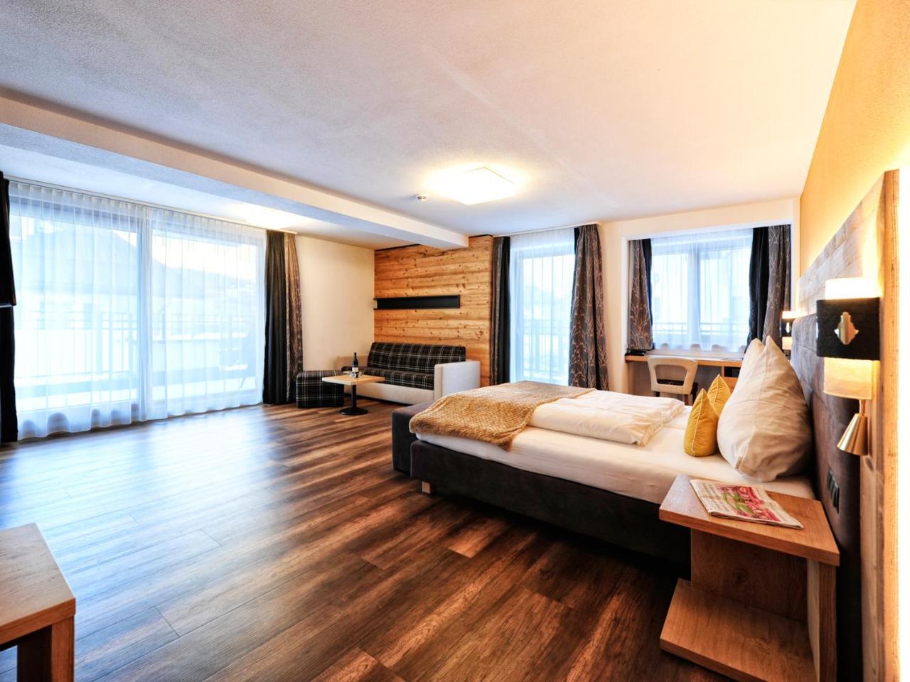 Hotel Ferienglueck イシュグル エクステリア 写真