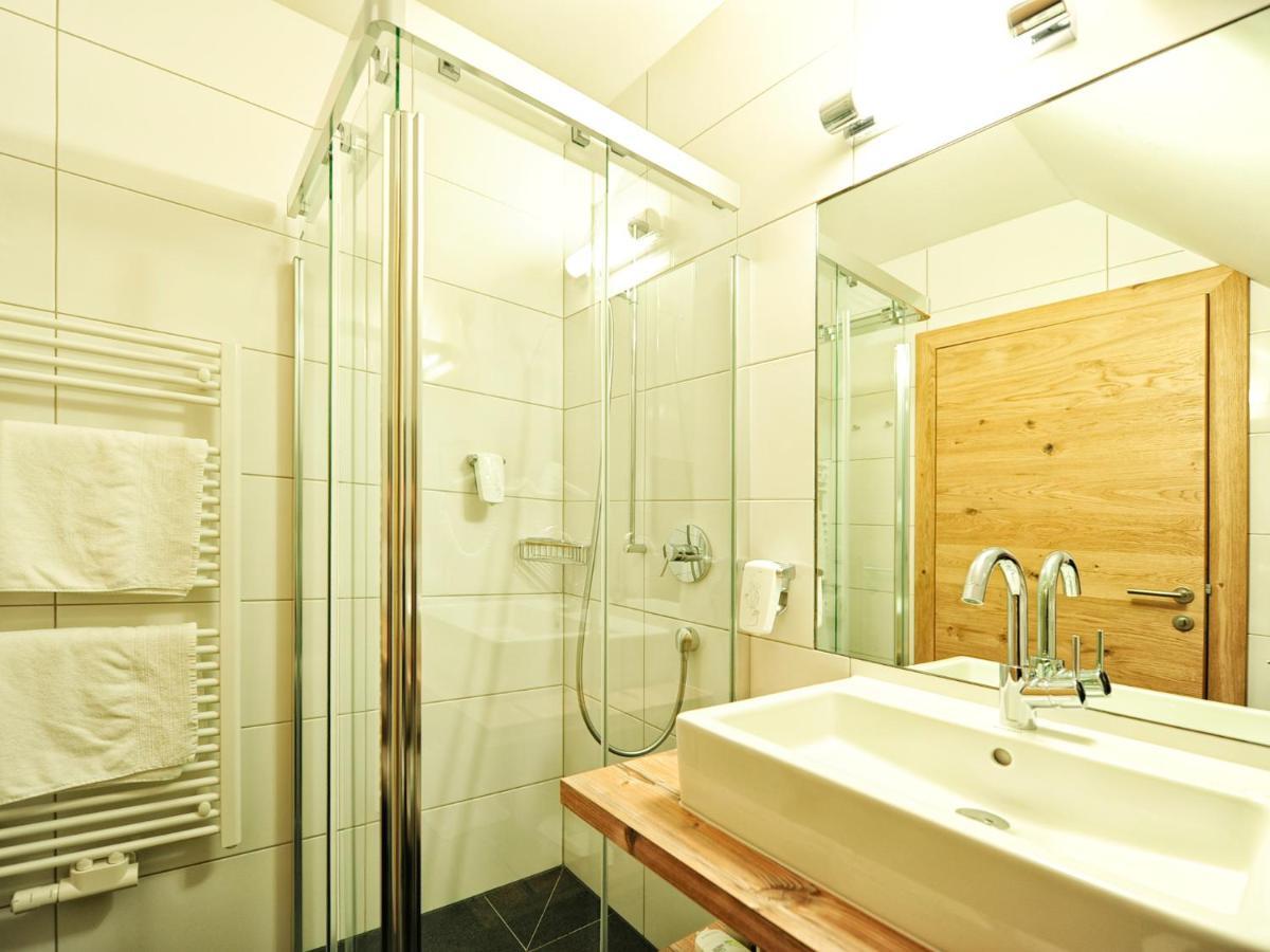 Hotel Ferienglueck イシュグル エクステリア 写真