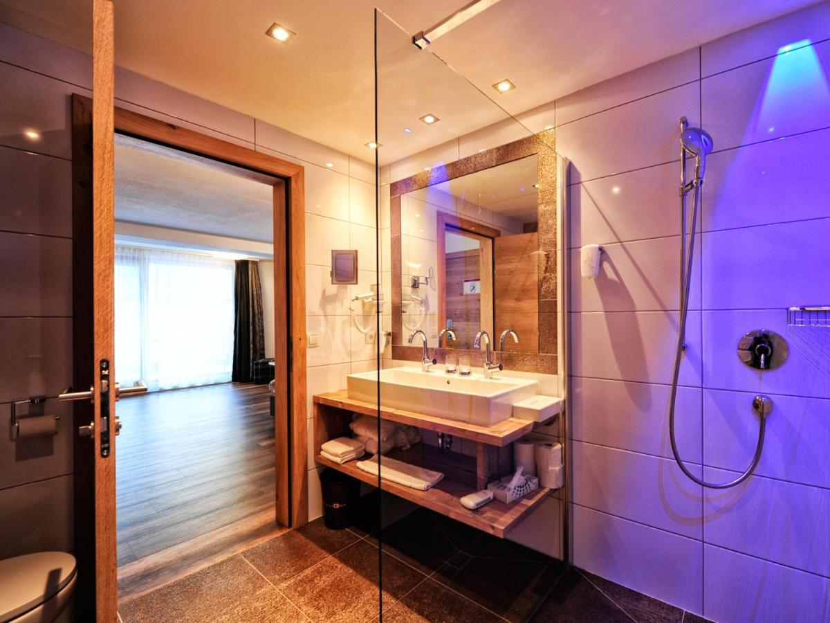 Hotel Ferienglueck イシュグル エクステリア 写真